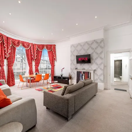 Spacious London Canary Wharf Apartments Near London 02 Arena, Excel Exhibition Centre, With Free Parking & Wifi Exterior photo