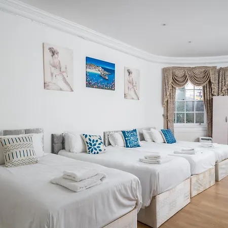 Spacious London Canary Wharf Apartments Near London 02 Arena, Excel Exhibition Centre, With Free Parking & Wifi Exterior photo