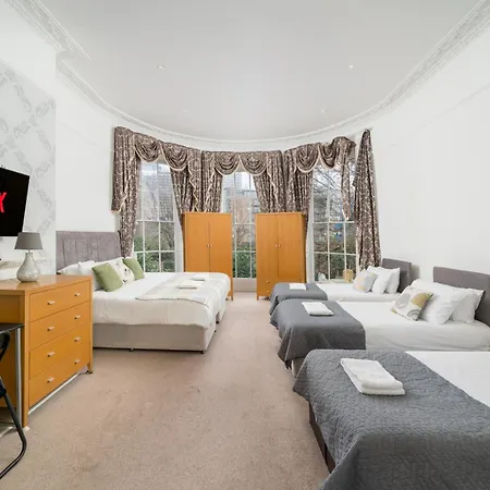 Spacious London Canary Wharf Apartments Near London 02 Arena, Excel Exhibition Centre, With Free Parking & Wifi Exterior photo