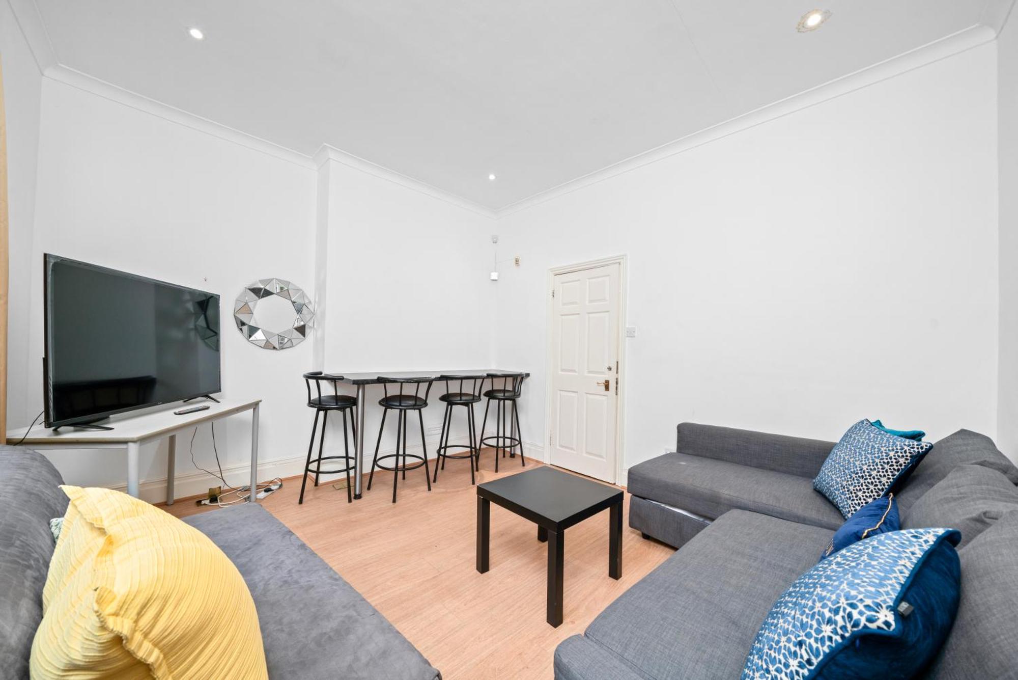 Apartamento Spacious Canary Wharf Near 02 Arena, Excel Exhibition Centre, With Free Parking & Wifi Londres