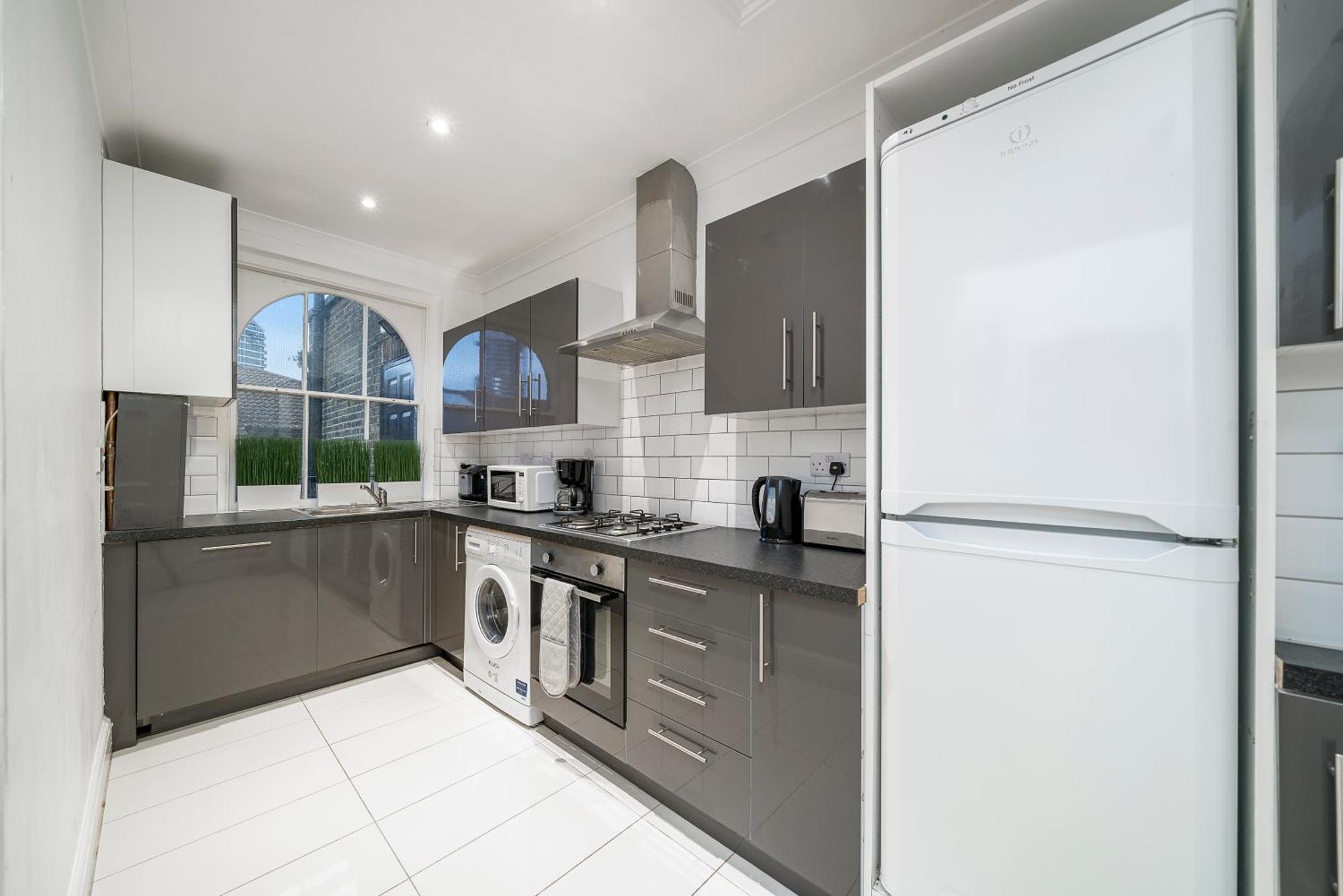 Spacious Canary Wharf Near 02 Arena, Excel Exhibition Centre, With Free Parking & Wifi Apartamento